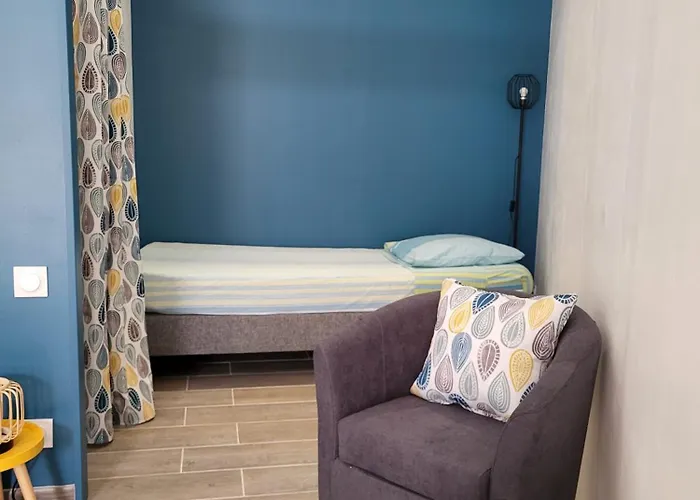 Le Clos Des Figuiers - 3 D'hotes De Charme Duravel