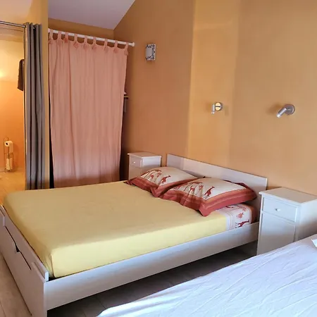 Le Clos Des Figuiers - 3 D'hotes De Charme * Duravel